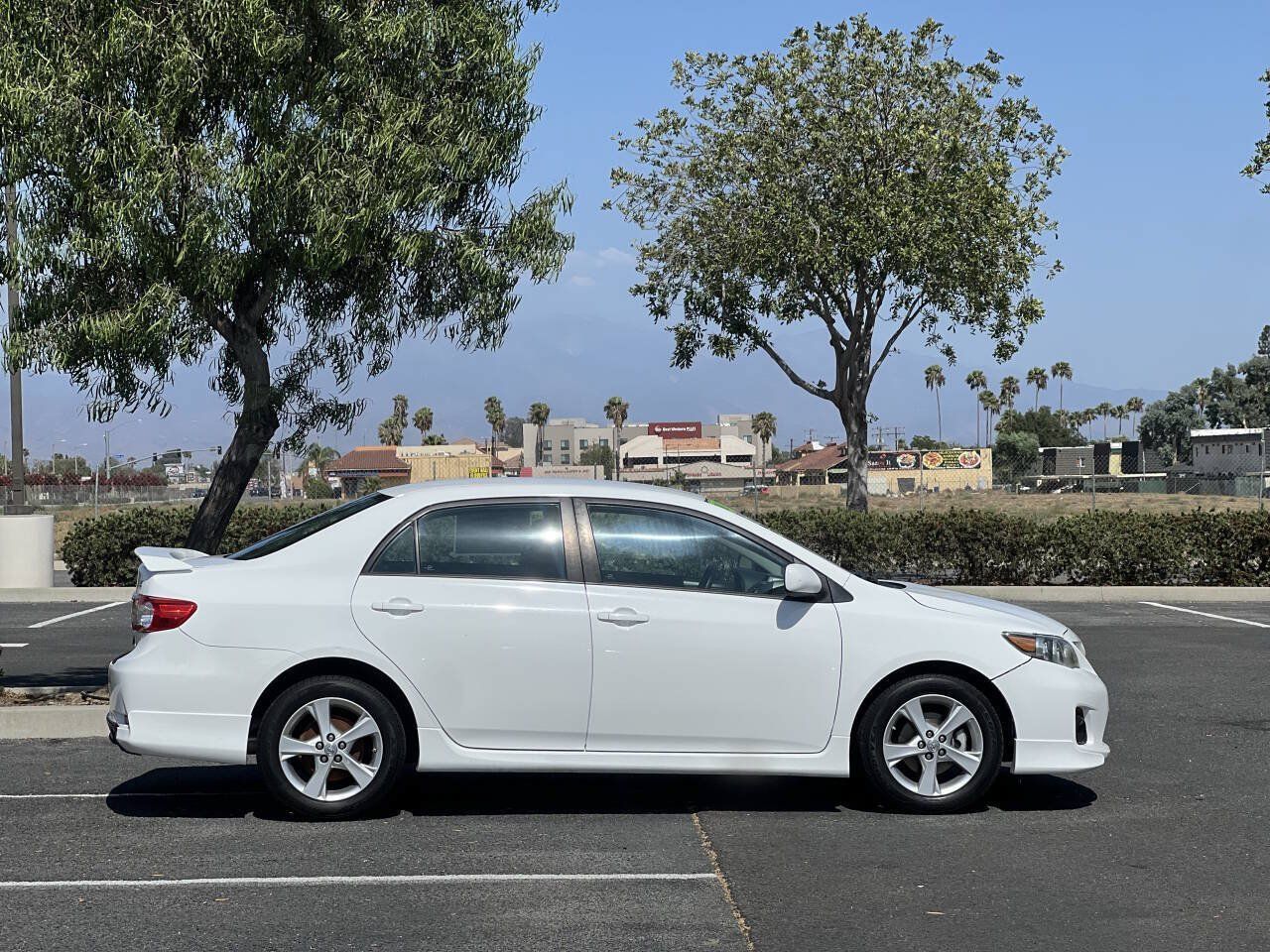 Used 2013 Toyota Corolla S FWD image 2