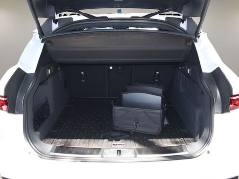 New 2026 Jaguar F-PACE R-Dynamic S AWD/4WD image 16