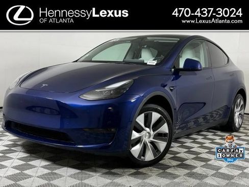 Used 2023 Tesla Model Y Long Range AWD/4WD image 1