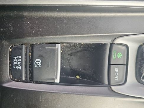 Used 2018 Honda Accord Sport image 25