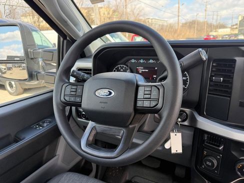 New 2026 Ford F250 XL w/ XL Off-Road Package AWD/4WD image 16