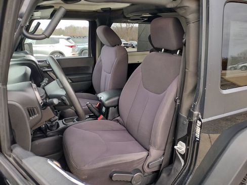 Used 2013 Jeep Wrangler Sport image 10