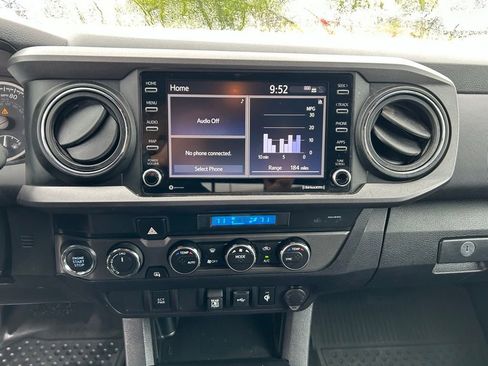 Used 2023 Toyota Tacoma TRD Off-Road AWD/4WD image 19