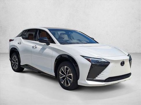 Used 2024 Lexus RZ 450e Premium w/ Technology Package AWD/4WD image 3