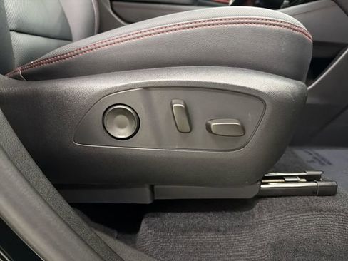 Certified 2024 Chevrolet Traverse RS w/ LPO, Floor Liner Package image 24