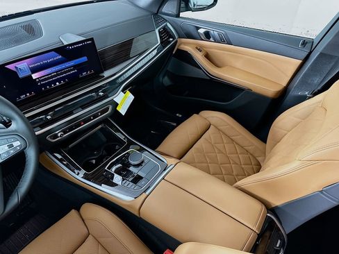 New 2026 BMW X5 xDrive40i w/ Climate Comfort Package image 31