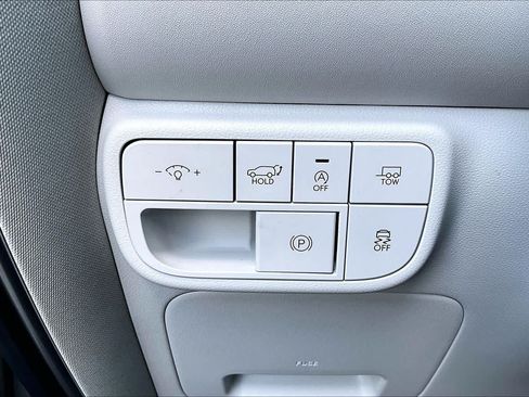 Certified 2026 Hyundai Palisade Calligraphy FWD image 63