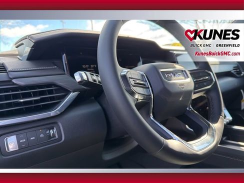 New 2026 GMC Acadia Elevation w/ Black Edition AWD/4WD image 15