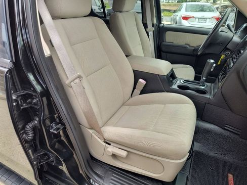 Used 2008 Ford Explorer Sport Trac XLT AWD/4WD image 22