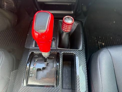 Used 2020 Toyota 4Runner TRD Off-Road Premium AWD/4WD image 17
