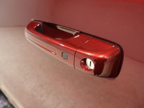 Used 2021 RAM 1500 Laramie w/ Sport Appearance Package image 11