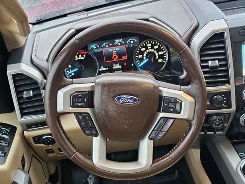 Used 2018 Ford F150 Lariat w/ Equipment Group 502A Luxury image 17