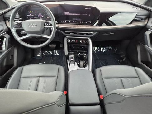 Certified 2025 Audi Q5 Premium w/ Convenience Package AWD/4WD image 12