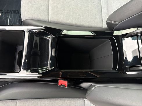 Certified 2023 Volkswagen ID.4 Pro AWD/4WD image 25