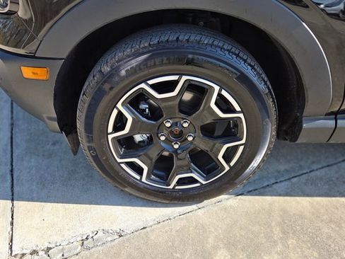 Used 2025 Ford Bronco Sport Outer Banks w/ Outer Banks Tech Package+ image 11