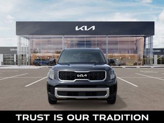New 2025 Kia Telluride EX w/ EX Captain's Chair Package video 2