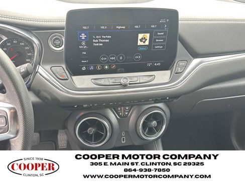 Used 2025 Chevrolet Blazer LT FWD image 23