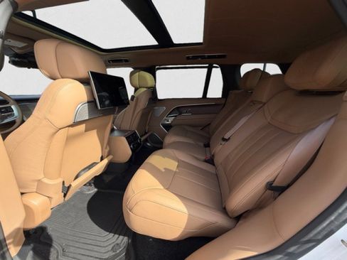 Certified 2023 Land Rover Range Rover Long Wheelbase Autobiography AWD/4WD image 18