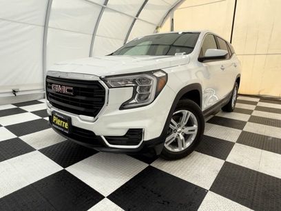 Used 2024 GMC Terrain SLE