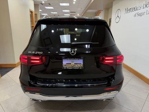Certified 2024 Mercedes-Benz GLB 250 image 4