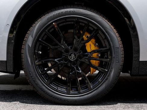 New 2025 Maserati Grecale Modena image 15