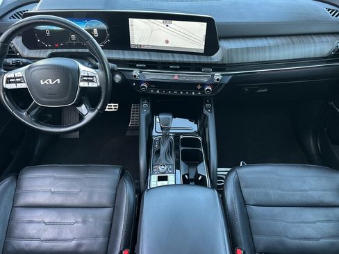 Certified 2024 Kia Telluride SX Prestige w/ Towing Package AWD/4WD image 13