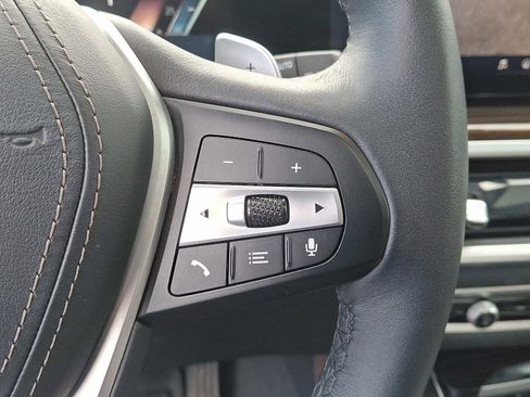 Certified 2024 BMW X5 xDrive40i w/ Premium Package image 23