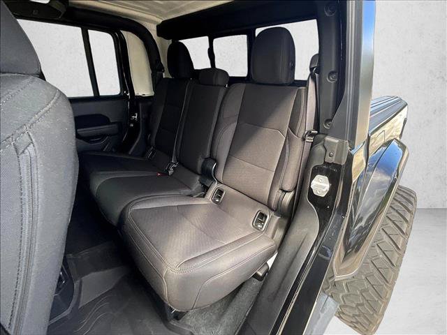 Used 2022 Jeep Gladiator Sport AWD/4WD image 24