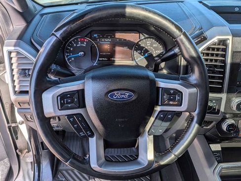 Used 2019 Ford F350 Platinum w/ Platinum Ultimate Package AWD/4WD image 22