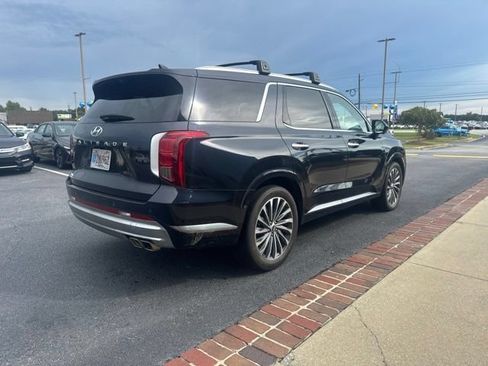 Used 2024 Hyundai Palisade Calligraphy FWD image 7