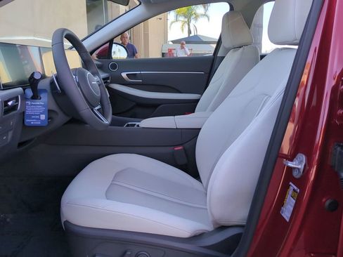 New 2026 Hyundai Sonata SEL FWD image 17