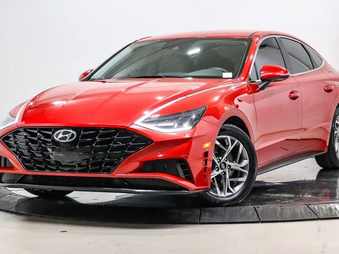 Used 2021 Hyundai Sonata SEL w/ Preferred Accessory Package FWD image 1