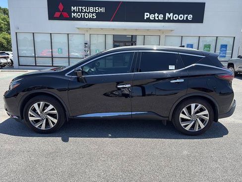 Used 2020 Nissan Murano SL w/ Cargo Package FWD image 3