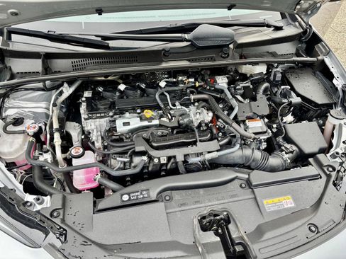 Used 2024 Toyota Prius LE image 17