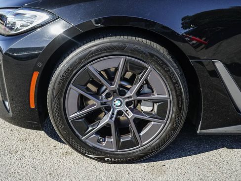 Used 2023 BMW i4 eDrive35 image 9