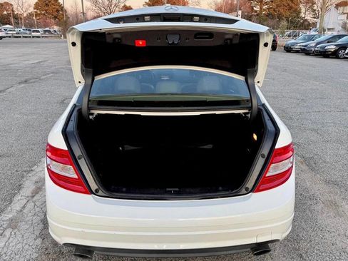 Used 2011 Mercedes-Benz C 300 Sedan image 9