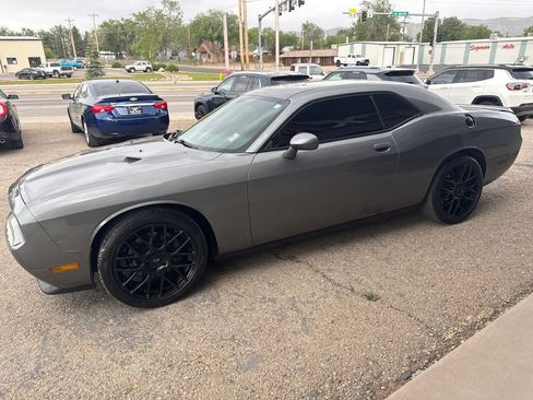 Used 2012 Dodge Challenger SXT Plus RWD image 6