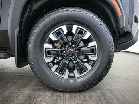 Used 2022 Nissan Frontier PRO-4X w/ Technology Package image 44