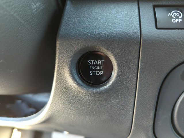 Used 2026 Nissan Frontier SV w/ SV Convenience Package RWD image 35