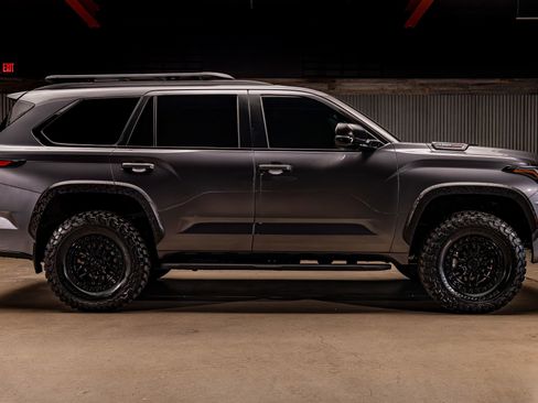 Used 2025 Toyota Sequoia TRD Pro image 11