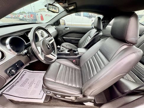 Used 2007 Ford Mustang GT Premium RWD image 11