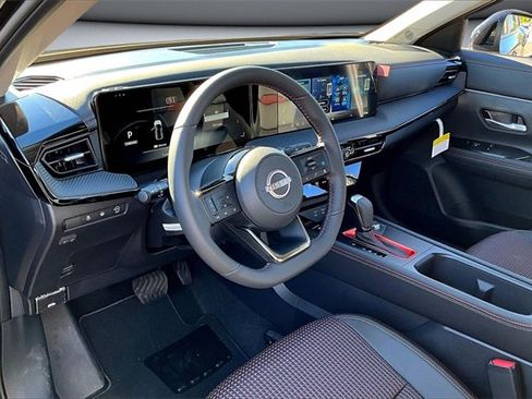 New 2026 Nissan Kicks SR image 7