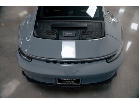 Used 2023 Porsche 911 GT3 RWD image 16