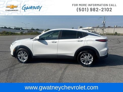 Used 2025 Buick Envista Preferred FWD image 8