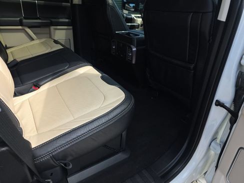 Used 2020 Ford F250 Limited AWD/4WD image 17