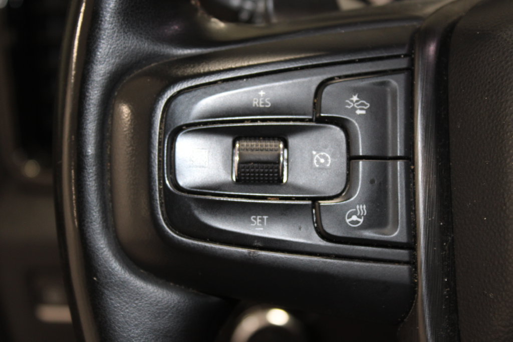 Used 2023 GMC Sierra 1500 AT4 w/ AT4 Preferred Package AWD/4WD image 19