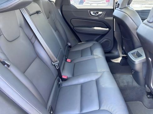 Used 2025 Volvo XC60 B5 Plus AWD/4WD image 12