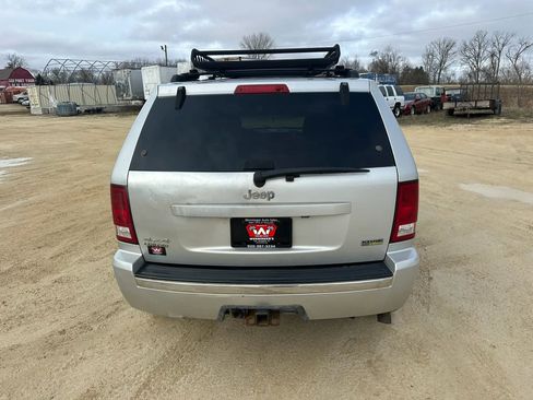 Used 2007 Jeep Grand Cherokee Limited w/ Trailer Tow Group IV image 7