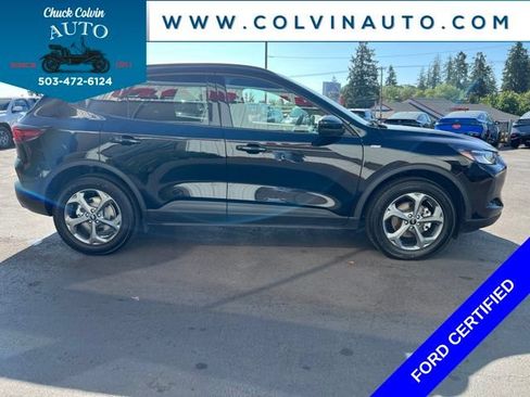 Certified 2025 Ford Escape ST-Line Select AWD/4WD image 7
