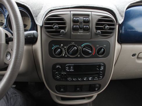 Used 2003 Chrysler PT Cruiser FWD image 40